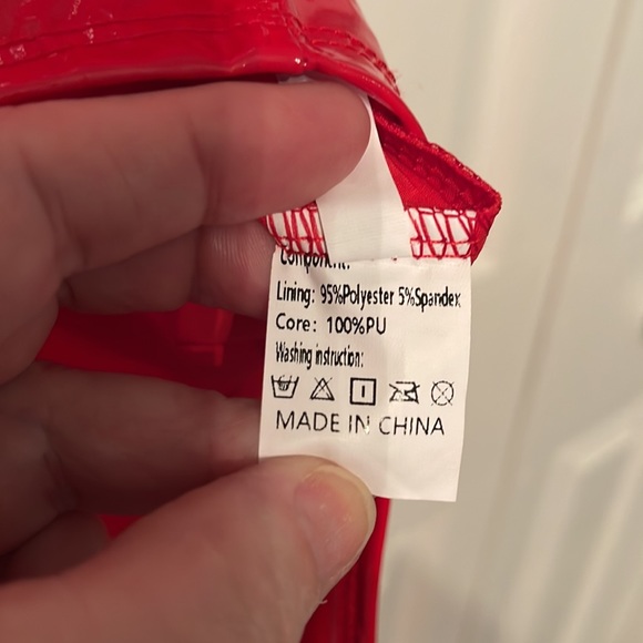 Women’s red bodysuit - Picture 6 of 7